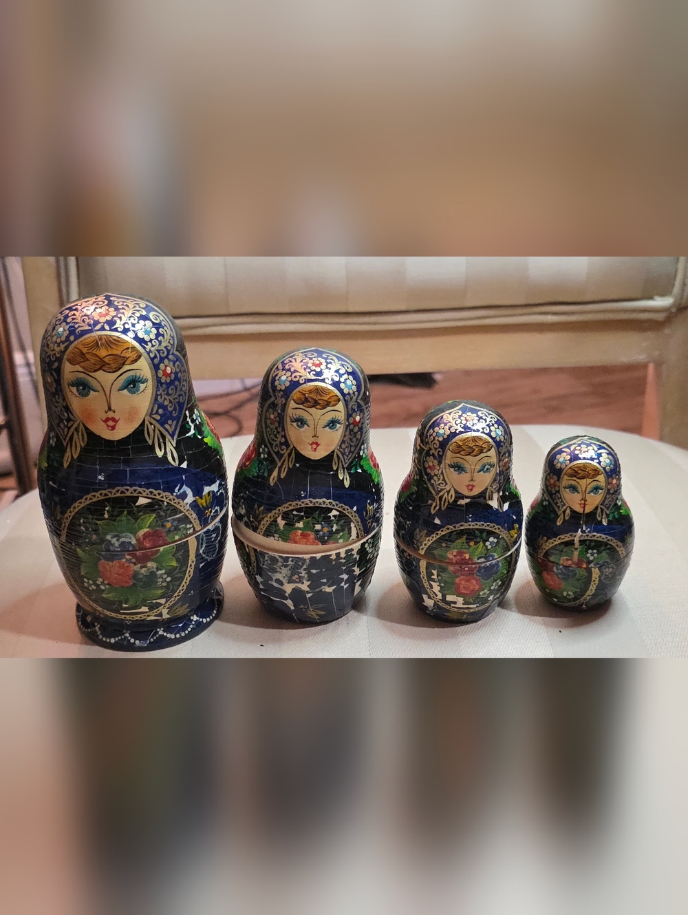 4 vintage russian nesting dolls
